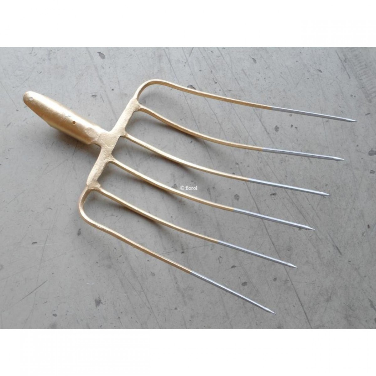 Fourche à Fumier Perrin 5 Dents Cintrée - Largeur 30cm Douille Emmanchée - Outil Jardin Forgé Une Pièce