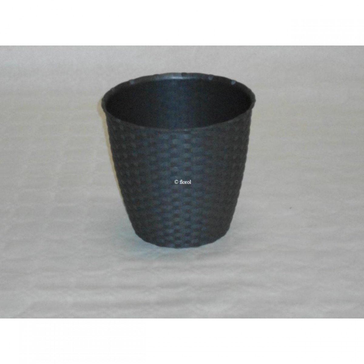 Cache-pot plastique tressé imitation rotin anthracite Ø 24 cm. Cache-pot plastique tressé imitation rotin anthracite Ø 24 cm.