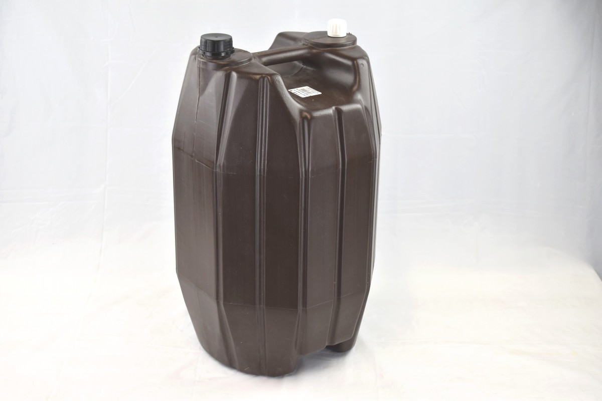 Vinotainer 30 litres plastique marron. Vinotainer 30 litres plastique marron.