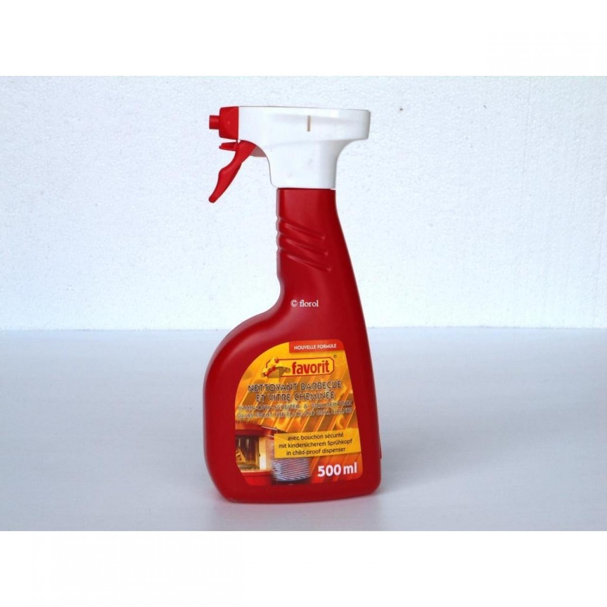 Spray nettoie-vitre d'insert, bidon 500 ml. Spray nettoie-vitre d'insert, bidon 500 ml.