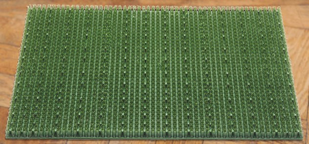 Tapis absorbeur vert de dimension 60xr80cm, imitation gazon très résistant;  - Provence Outillage